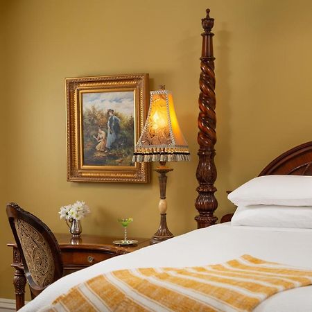 The Inn On West Liberty Саванна Экстерьер фото